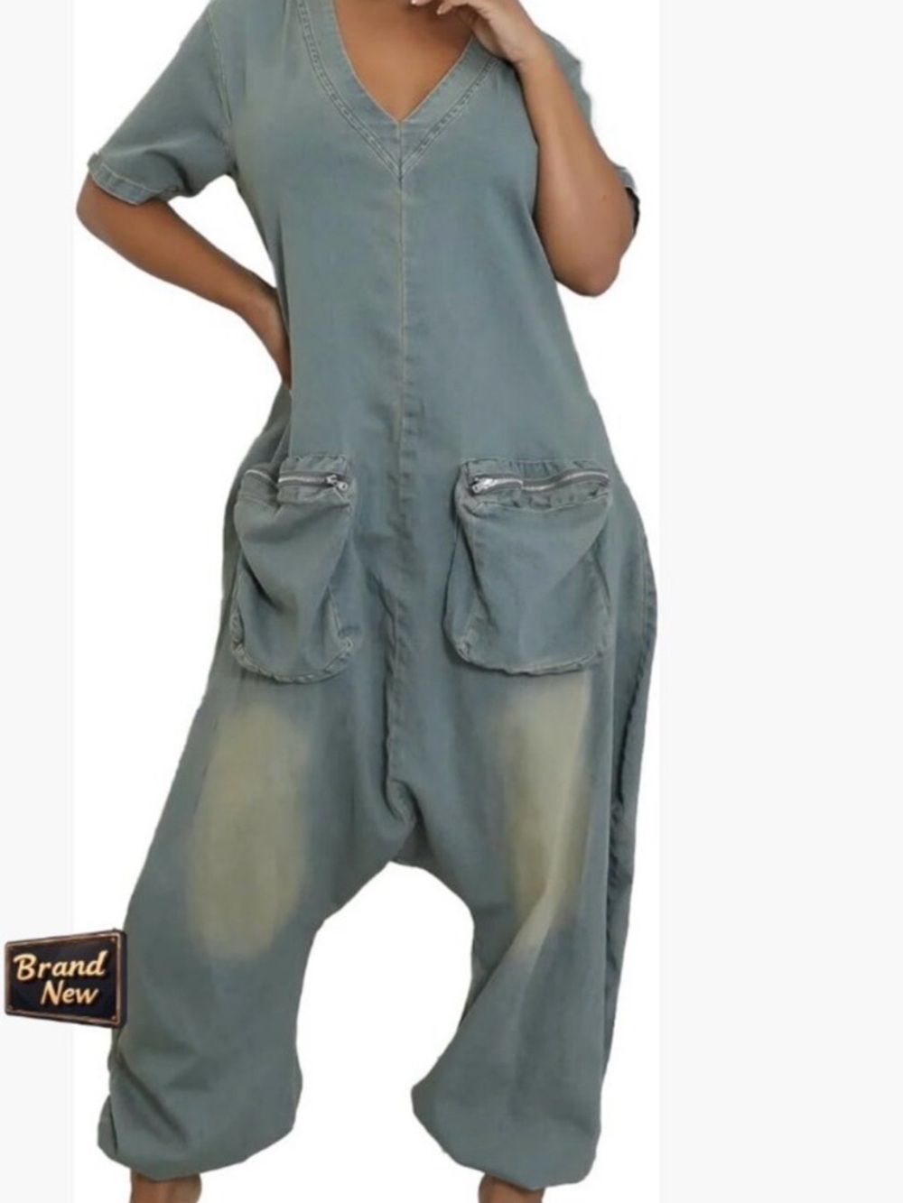 Relaxed V-Neck Oversized Big Pockets Jumpsuit in Acid Wash